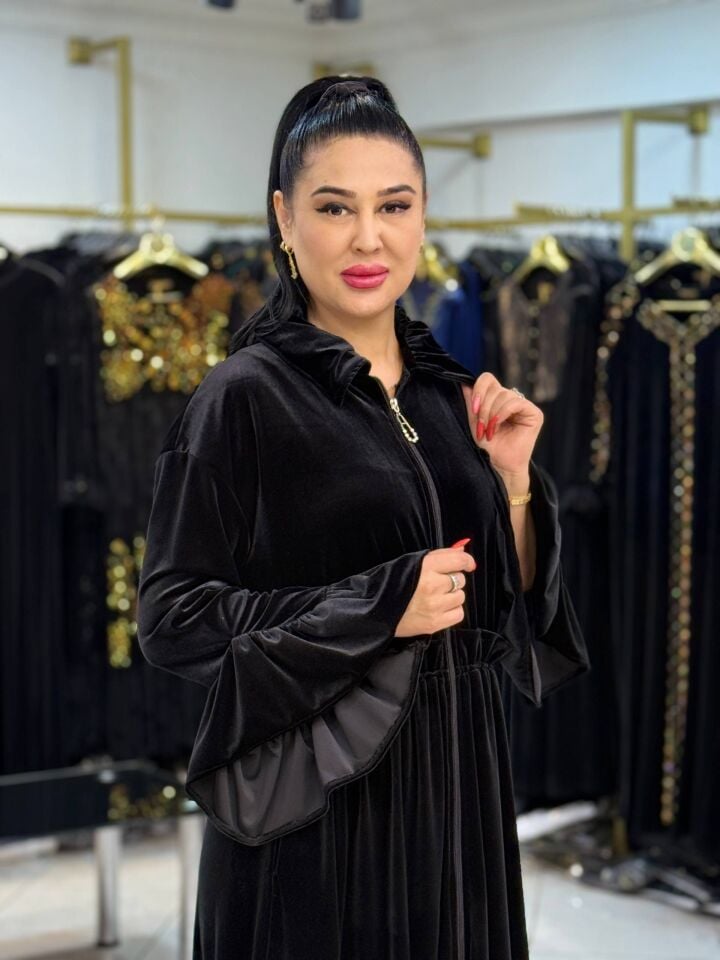 YAKA  DETAYLI KADİFE ELBİSE